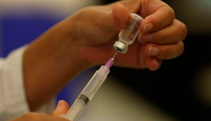 Mantida justa causa de porteira de condomínio que se recusou a tomar vacina contra covid-19
