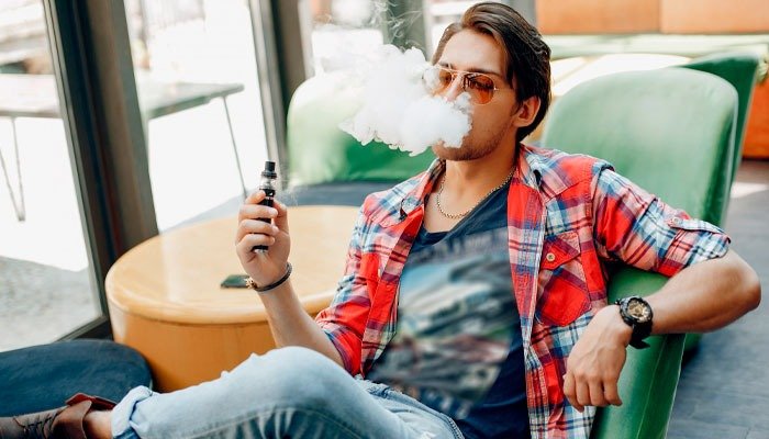 A vedação do uso de cigarros eletrônicos nas áreas comuns de condomínios edilícios